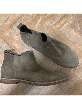 BP. Payce Suede Leather Pull-On Chelsea Boot in Taupe Grey